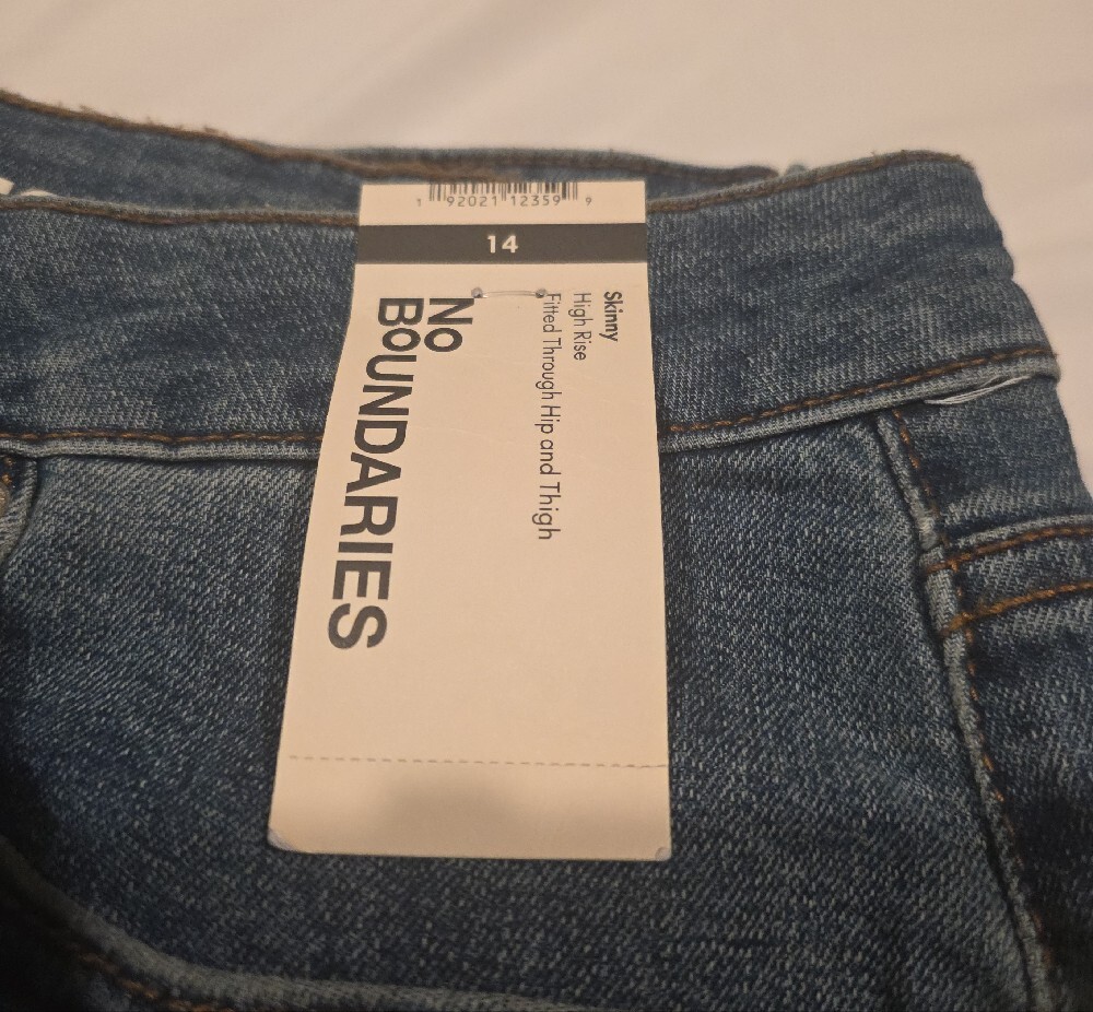 No Boundaries Blue High-Rise Women’s Jeans - Picture 4 of 5